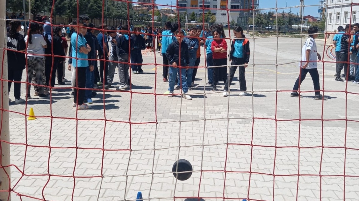 Dünya Atletizm Günü Kapsamında Okulumuzda Etkinlik Düzenlendi
