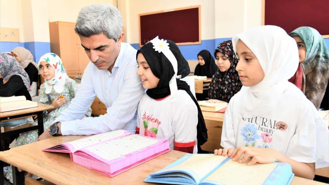 İl Milli Eğitim Müdürümüz Behçet Bakır Öğrencilerimizi Ziyaret Etti
